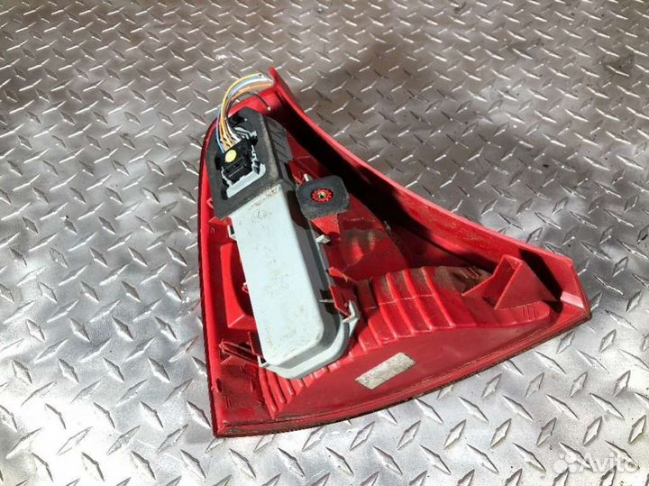 Фонарь задний левый Renault Clio 2 2002