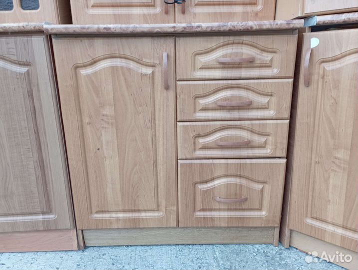 Кухонный шкаф бу