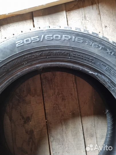 Nokian Tyres Hakkapeliitta 8 205/60 R16 96T