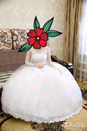 Свадебное платье