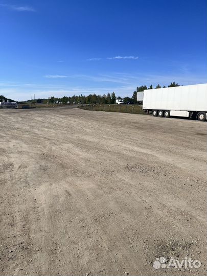 Гостиница, кафе, стоянка