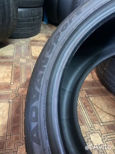 Yokohama Advan Sport V107 285/40 R22 и 325/35 R22 107V