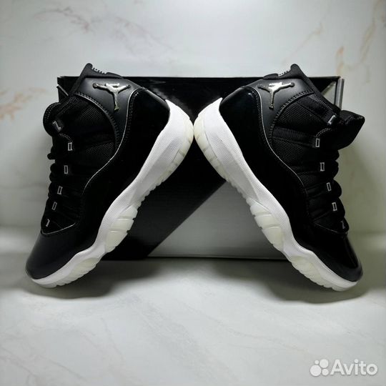 Кроссовки nike air jordan 11 Jubille