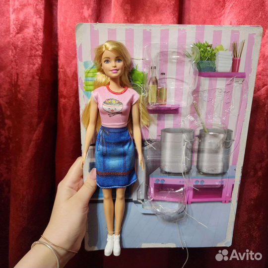 Кукла барби