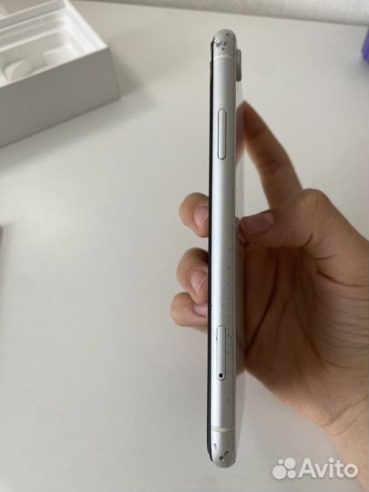 iPhone Xr, 128 ГБ