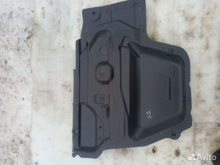 Шумоизоляция двери передняя левая Land Rover Range