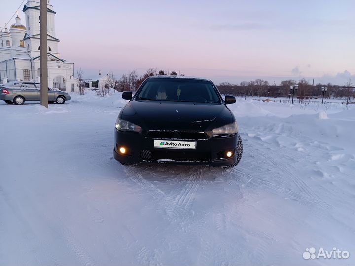 Mitsubishi Lancer 1.8 МТ, 2008, 300 000 км
