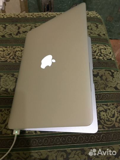 Macbook air 13 early 2015