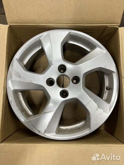 Диск литой LADA Largus R16