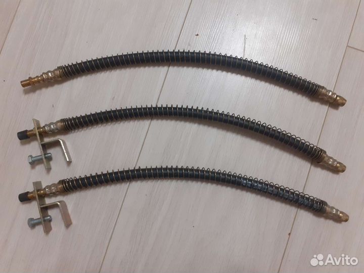 Шланг для покачки внутрених колёс