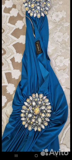 Вечернее платье в пол