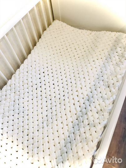 Плед вязаный плюшевый ручная работа