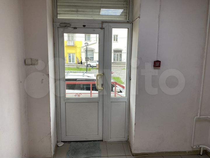 Торговая площадь, 60 м²