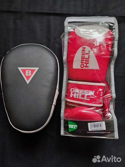 Боксерские перчатки 14oz