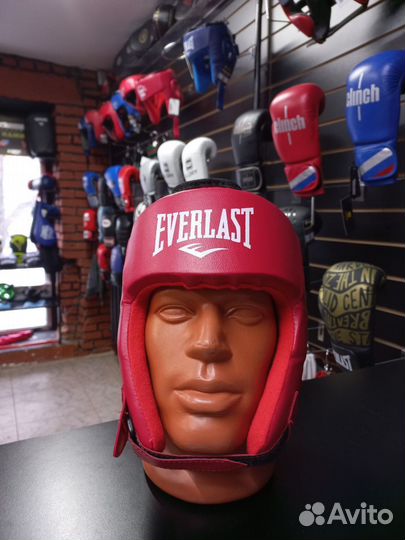 Боксерский шлем Everlast Red