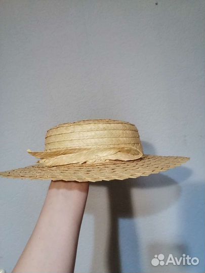 Шляпа женская соломенная