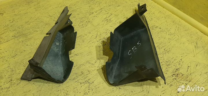 Диффузор радиатора Ford Focus 2