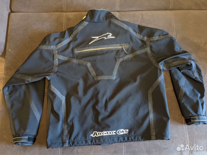 Куртка arctic cat р.52-54 (L)