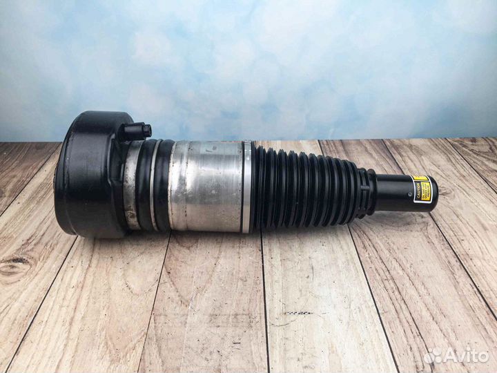 Стойка в сборе передняя Audi A8 D5 (2017+)