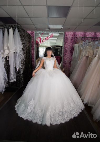 Свадебное платье