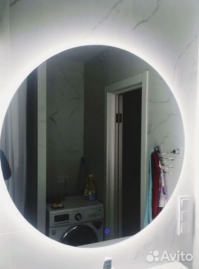 Зеркало с подсветкой в спальню