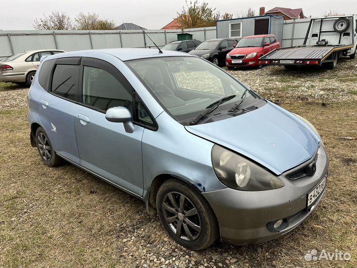 Honda Fit 1.3 CVT, 2001, 322 000 км