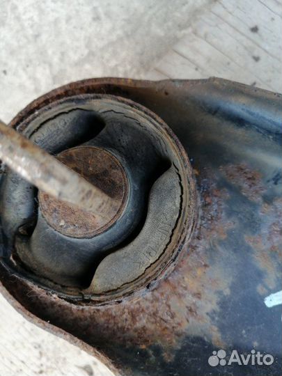 Рычаг задний левый Mitsubishi Outlander CW5W