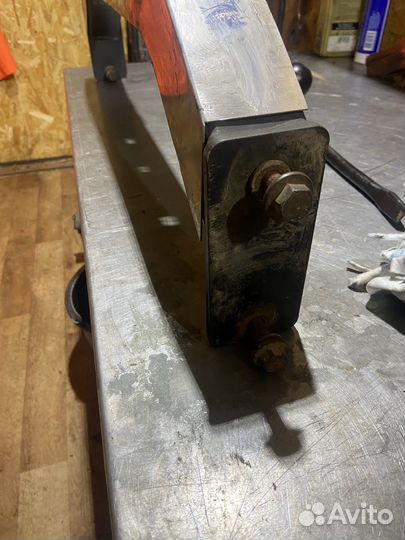 Фаркоп toyota -лексус