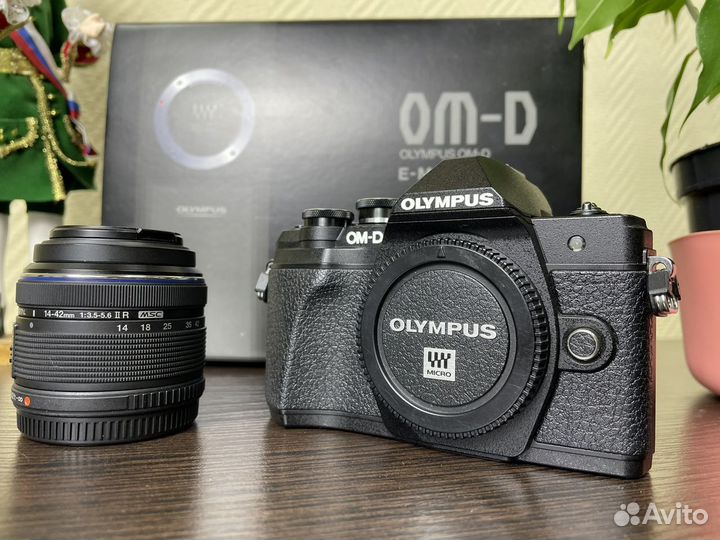 Olympus OM-D E-M10 Mark III Kit