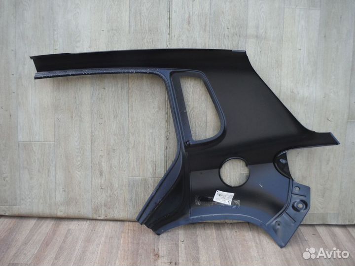 Крыло заднее правое №47 Volkswagen Tiguan 2011