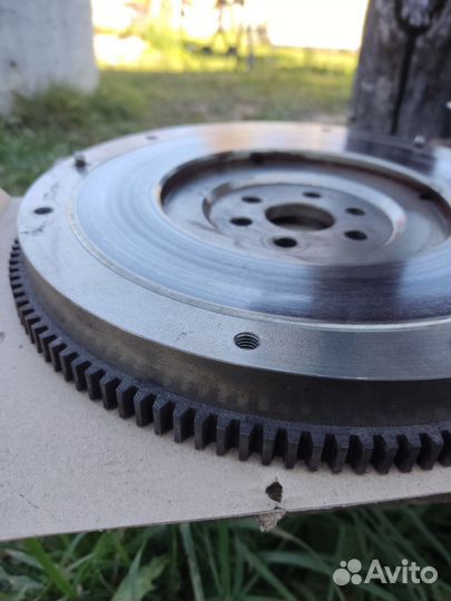 Маховик vesta 1.8 робот