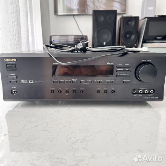 Ресивер onkyo TX-SR500E