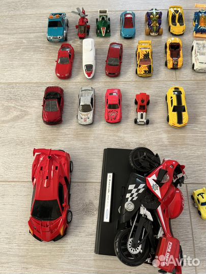 Hot wheels машинки