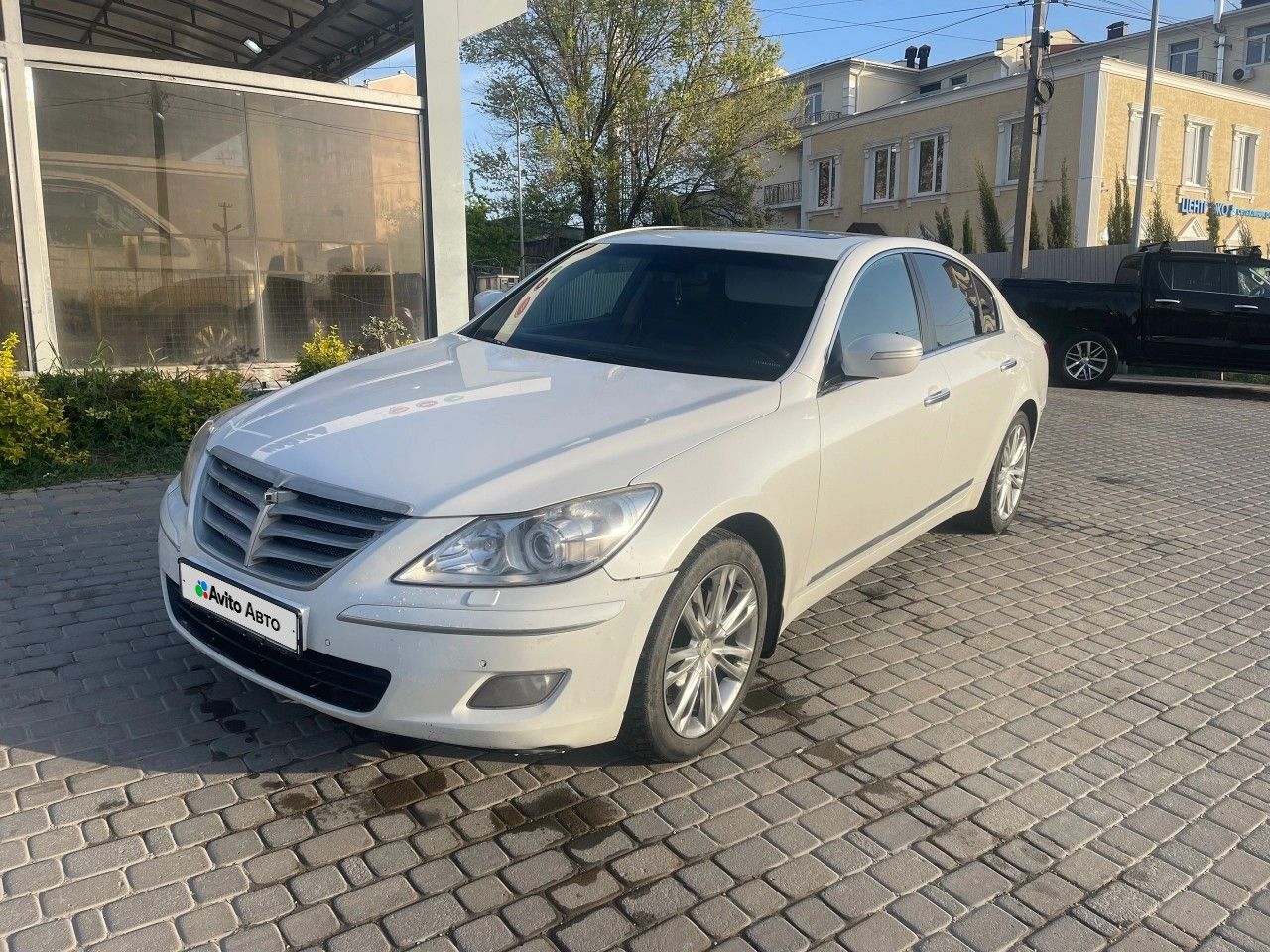 Hyundai Genesis: фото владельца