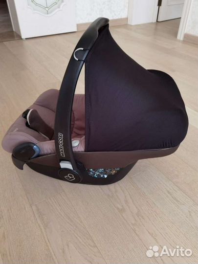 Автолюлька группа +0 (до 13кг) Maxi-cosi+база Fami