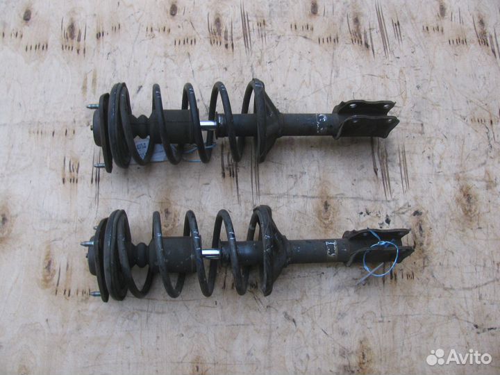 Передние стойки Mitsubishi Lancer 9 CS