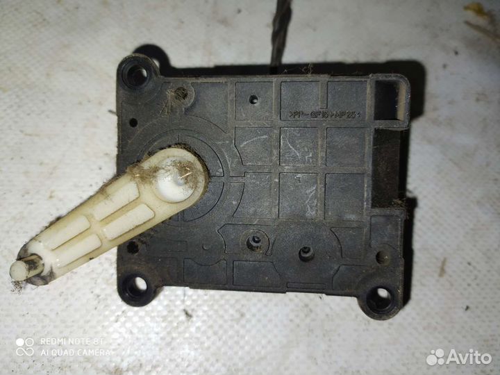 Мотор заслонки печки Хендай Элантра III XD