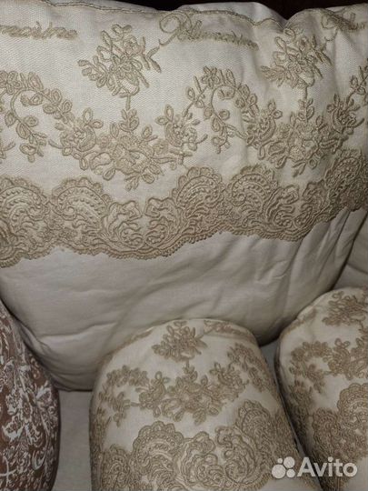 Бортики + комплект в кроватку новый