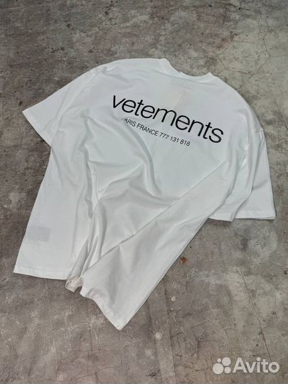 Футболка Vetements