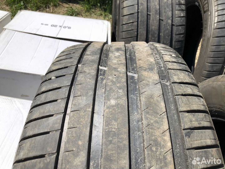 Michelin Pilot Sport 4 275/55 R19