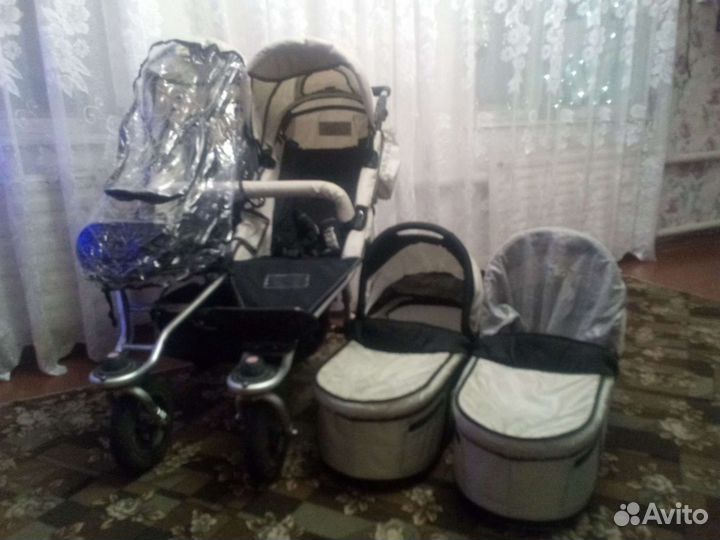 Детска коляска для двойни