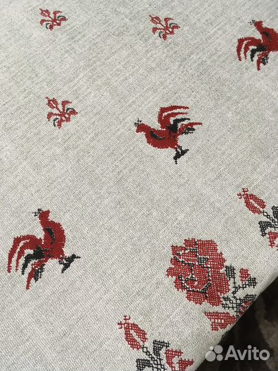 Скатерть с петушками 150* 152см