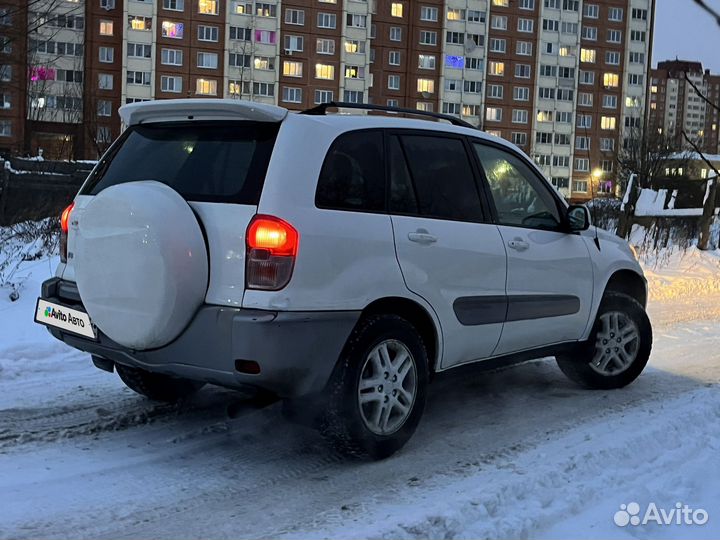 Toyota RAV4 2.0 AT, 2000, 200 000 км