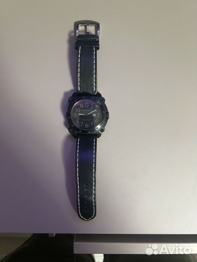 Hamilton khaki navy belowzero 1000m auto