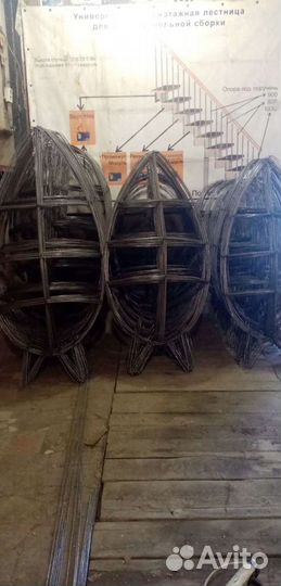 Каркасы для венков фон И венки оптом И розн