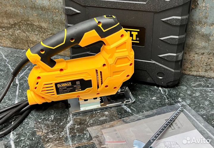 Электро лобзик dewalt 1180W бесщеточный