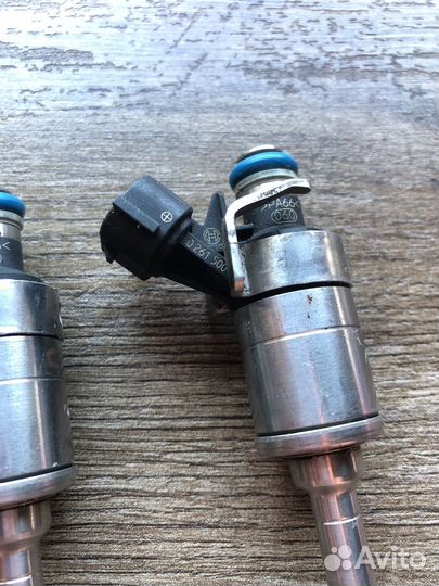 Форсунка топливная ижекторная 0261500