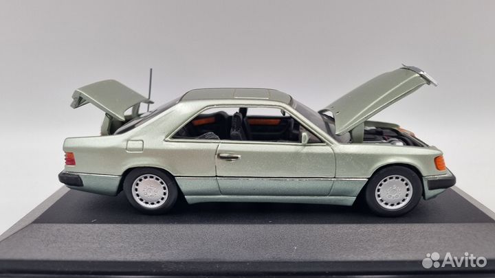 Модель Mercedes-Benz 230CE Coupe