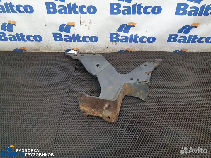 Кронштейн усилителя переднего бампера Scania 5