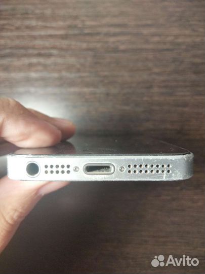 iPhone 5, 16 ГБ